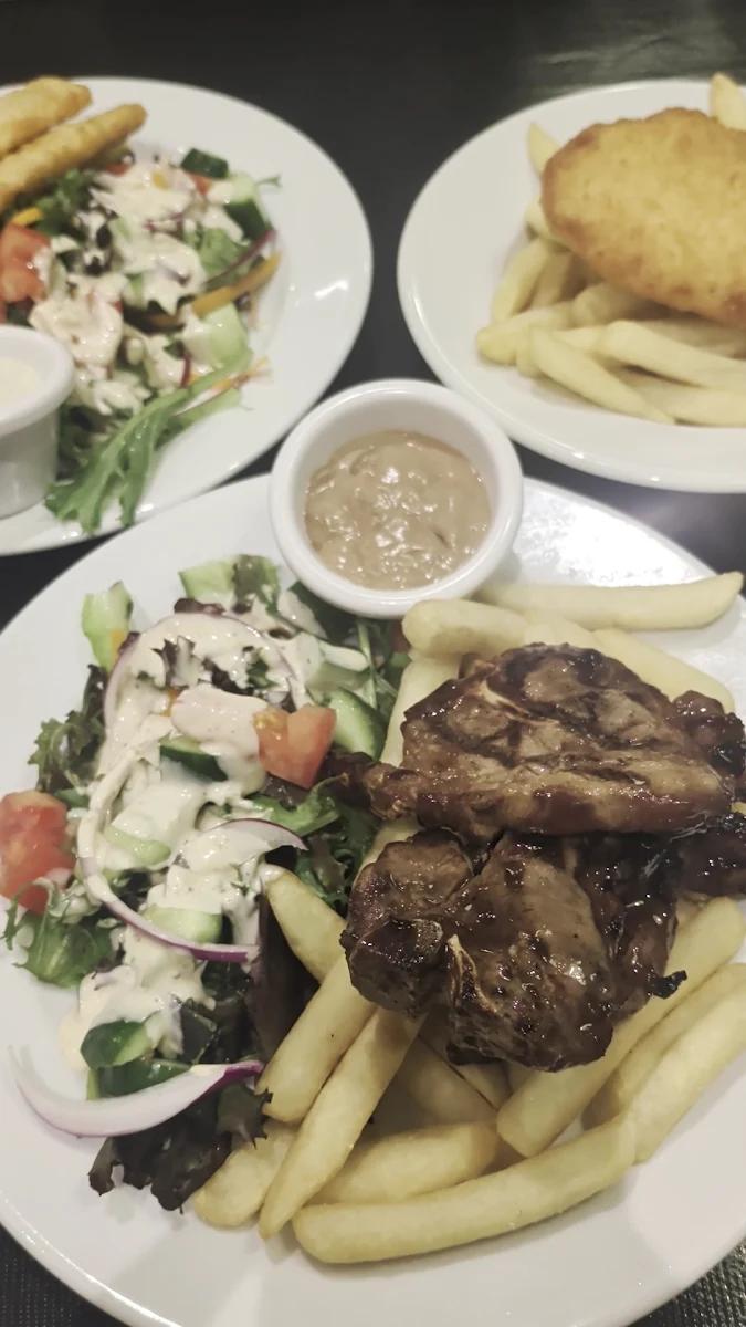 Food & drink, El Toro Hotel