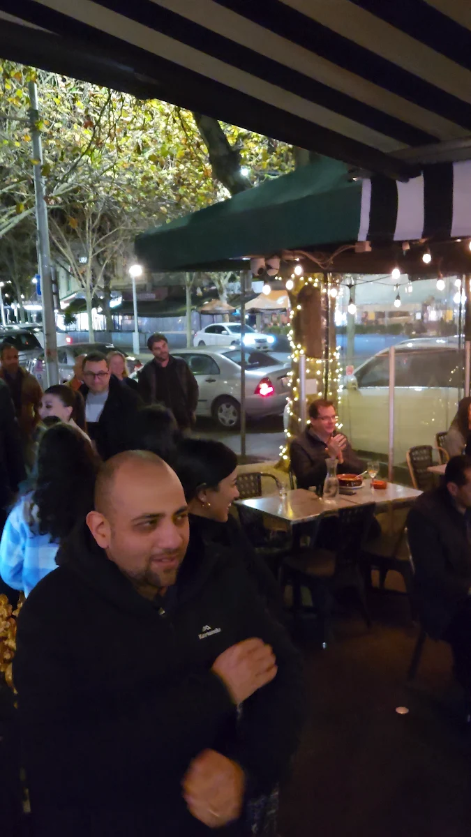 Vibe, Cairo By Nights Restaurant & Bar