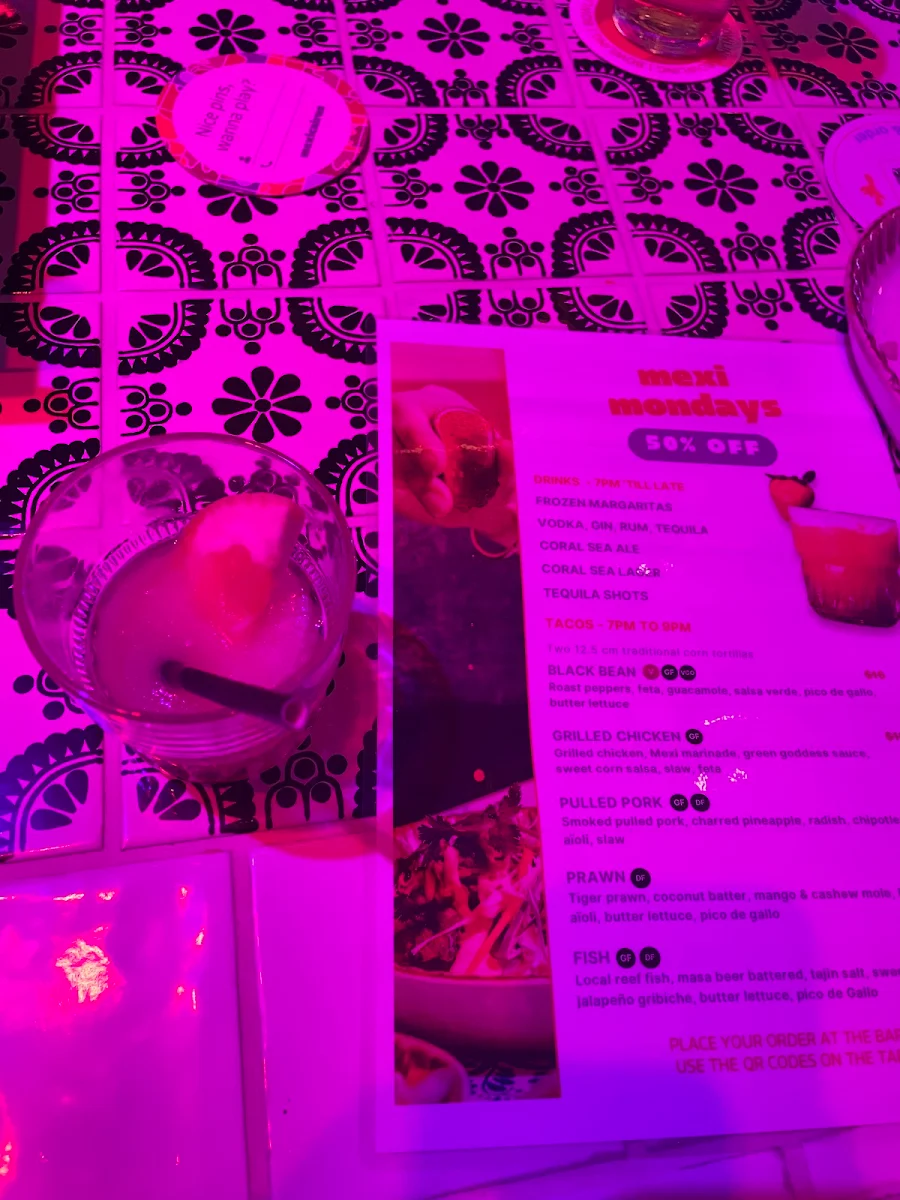 Menu, Mexicairns