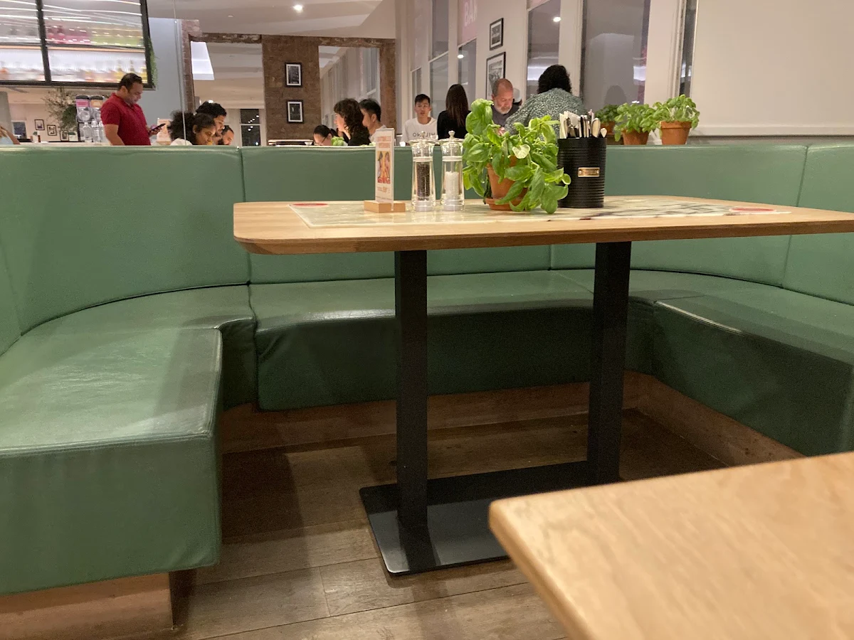 Vibe, Vapiano Bourke Street Mall
