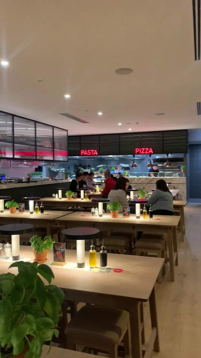 Vibe, Vapiano Bourke Street Mall