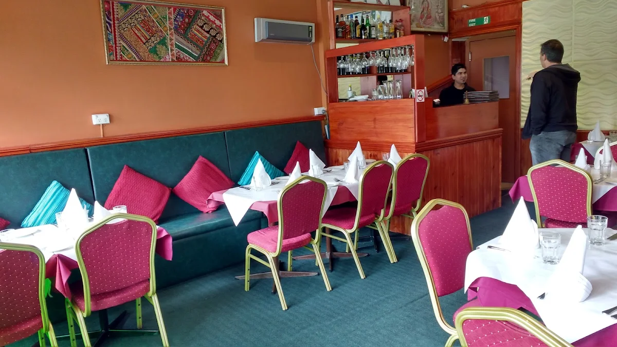 Vibe, Coriander traditional Indian tandoori cuisine
