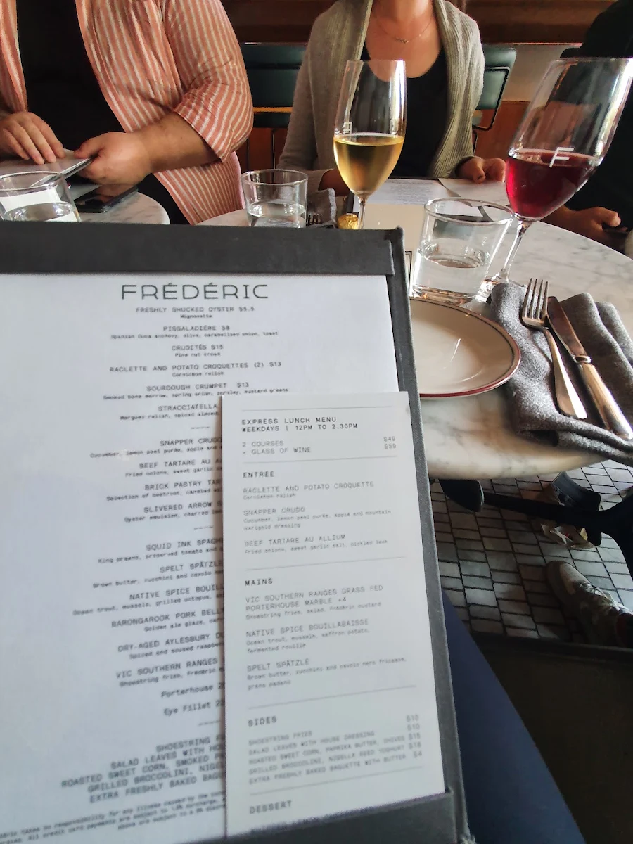 Menu, Frederic