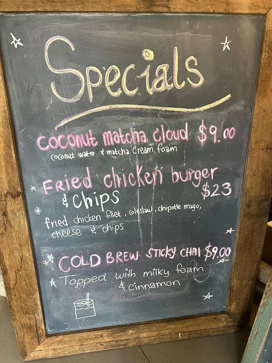 Menu, Armchair Collective