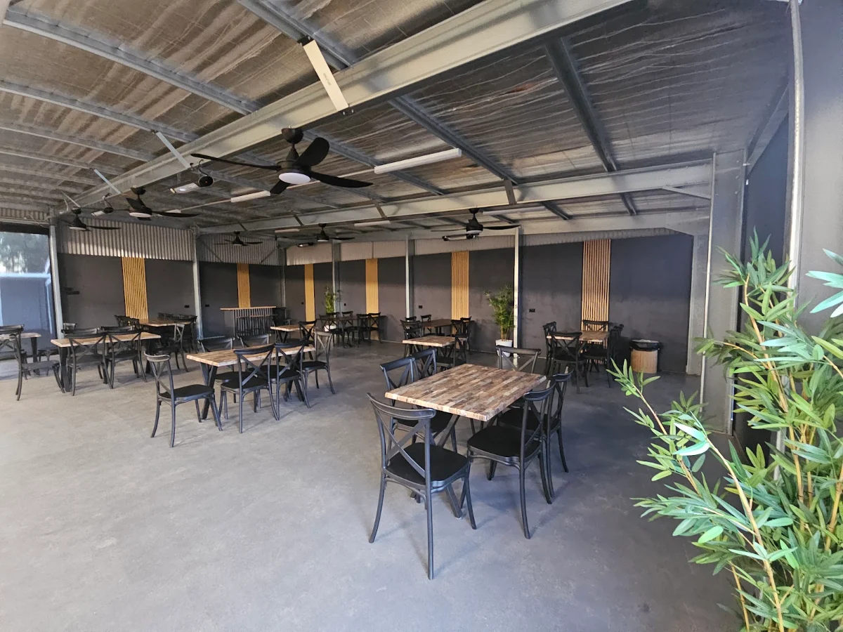 Vibe, Cafe 2823