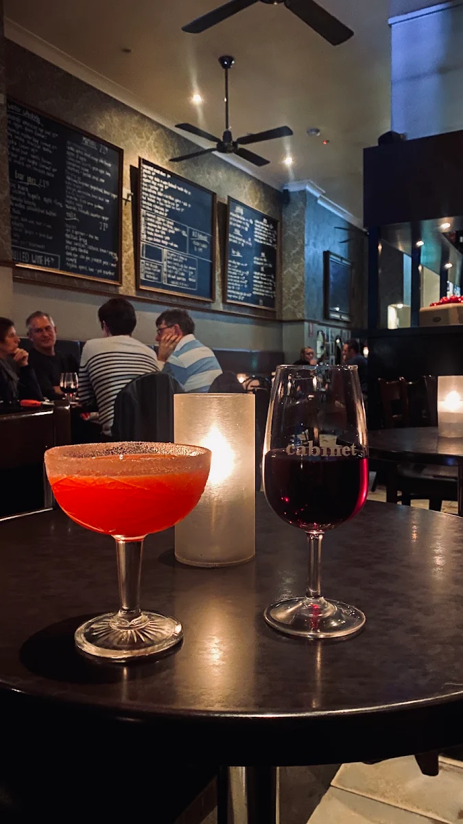 Food & drink, Cabinet Bar & Balcony