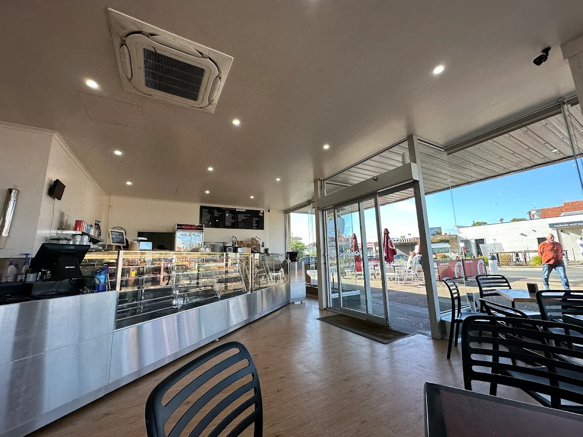 Vibe, Phillip Island Bakery