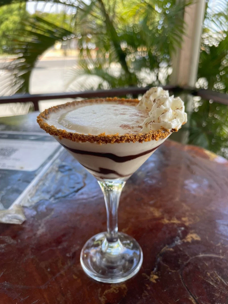 Food & drink, The Capricorn Hotel Motor Inn