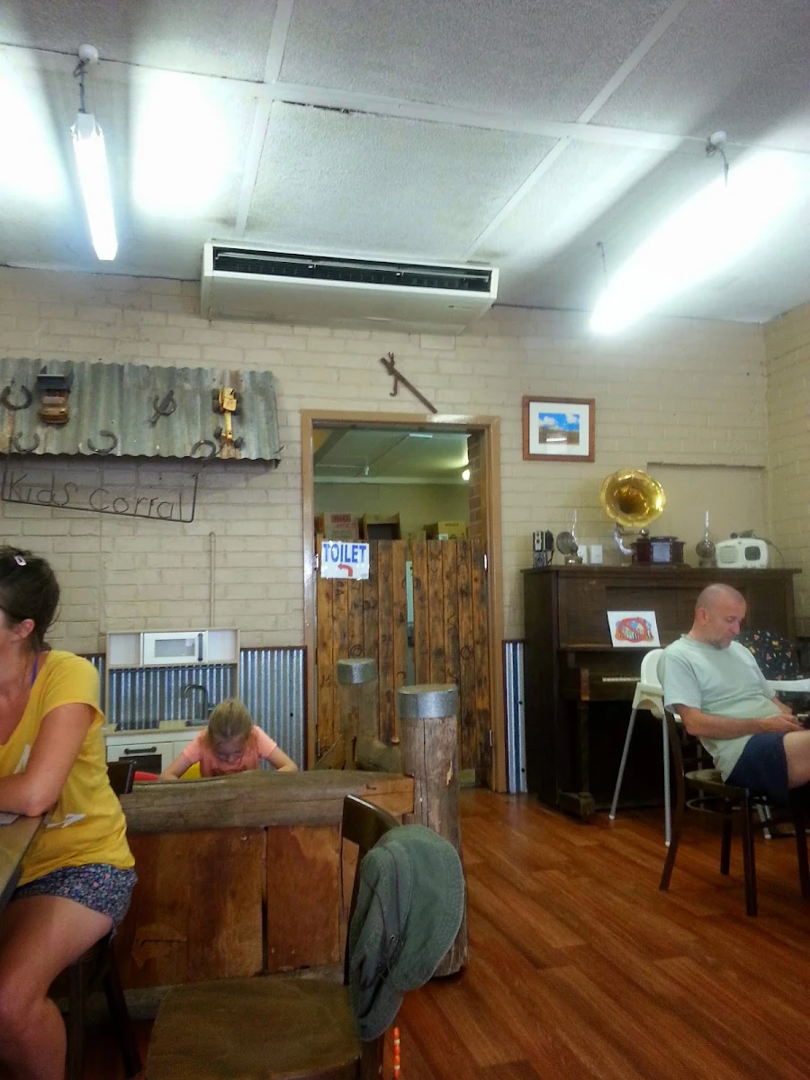 Vibe, Kimberley Cafe