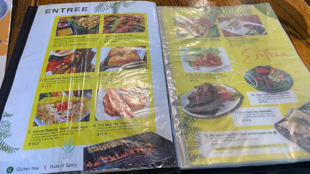 Menu, Yok Yor Thai Food Factory