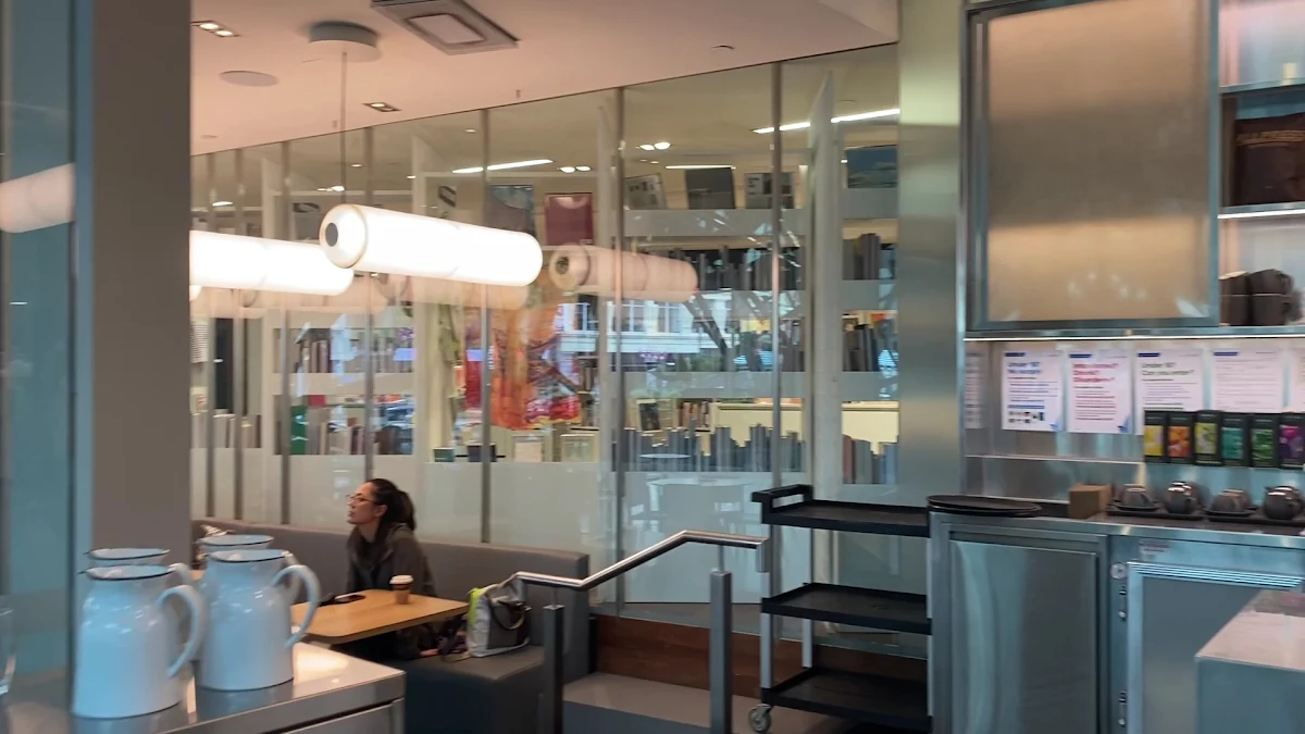 Vibe, NGV Café