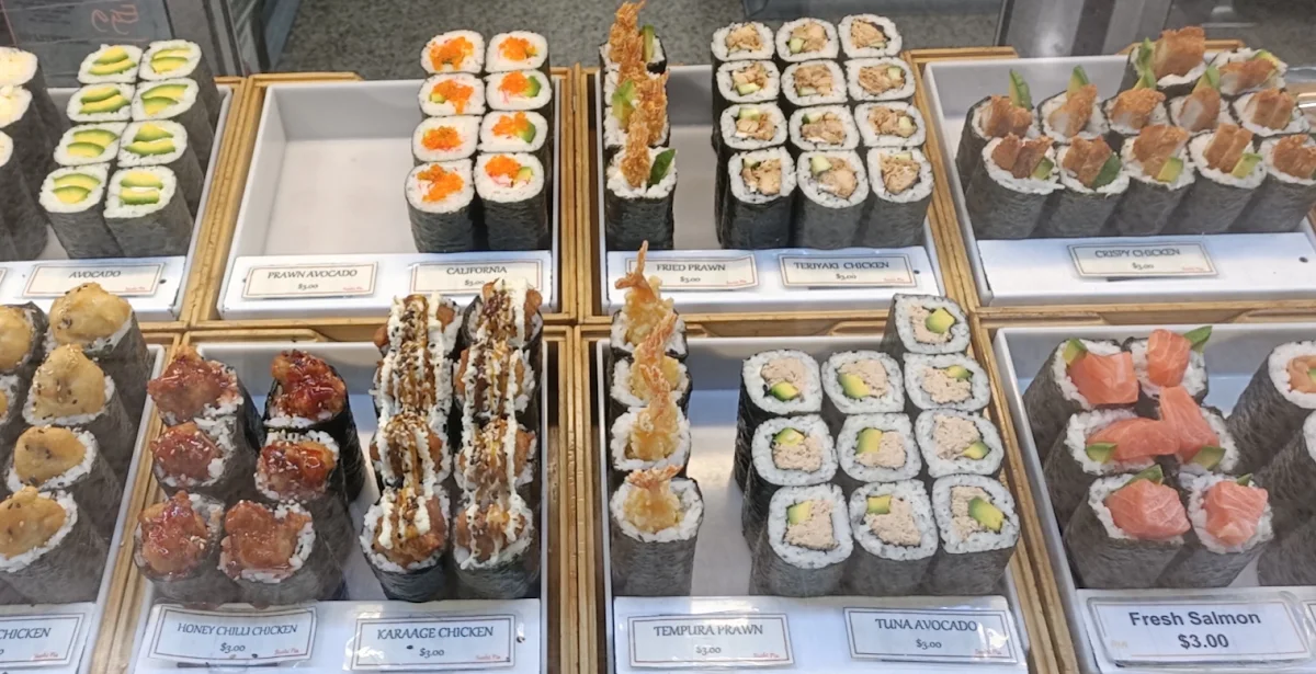 Menu, Sushi Pia