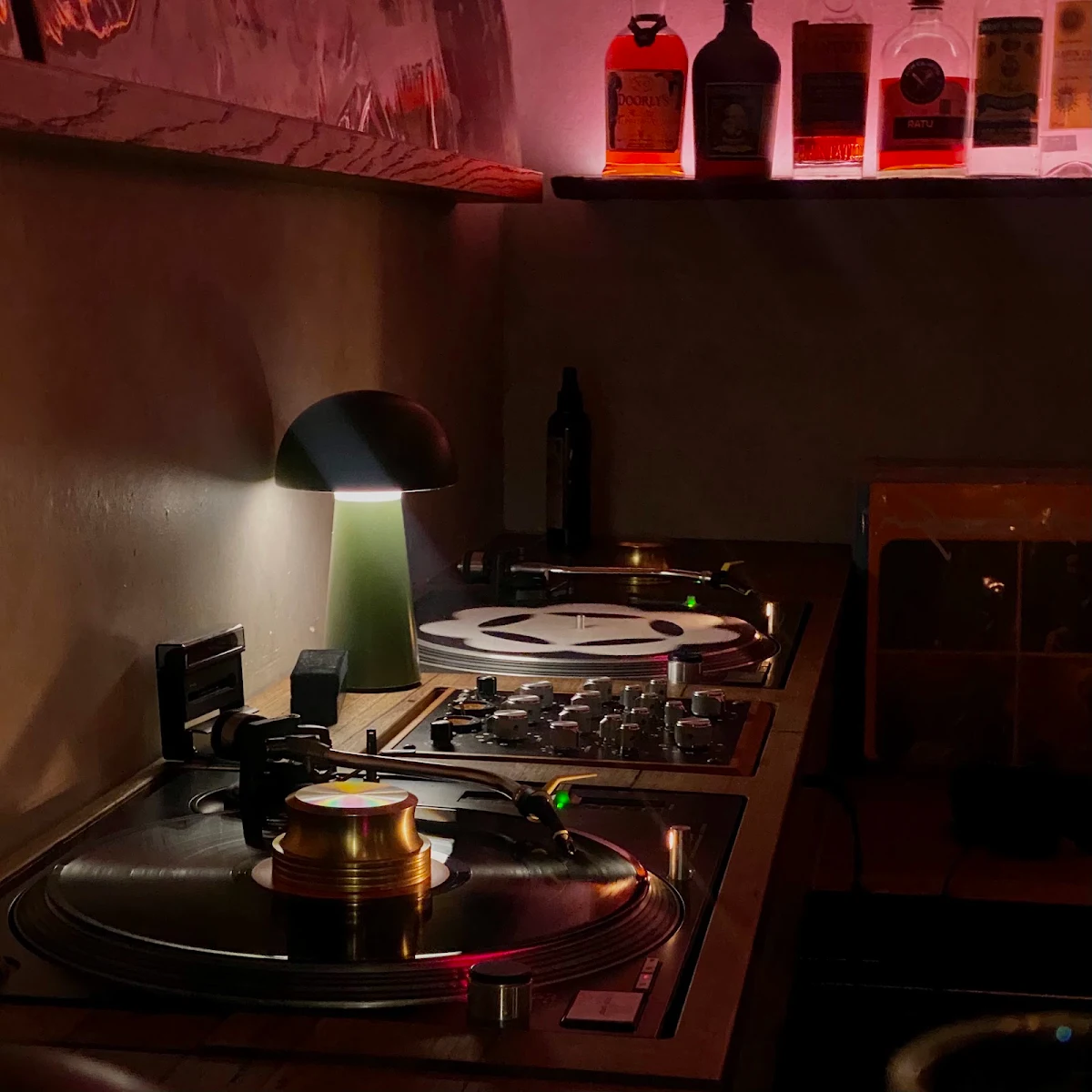 Vibe, Caretaker's Cottage