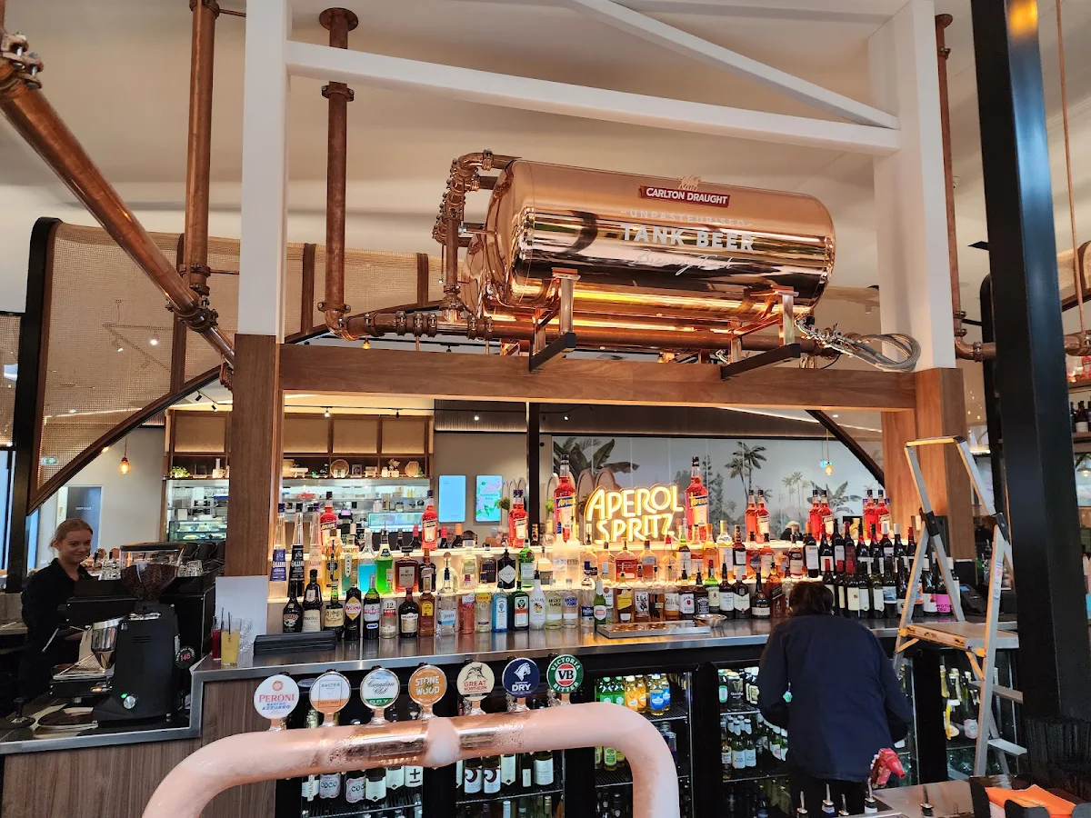 Vibe, Pink Hill Hotel Bistro