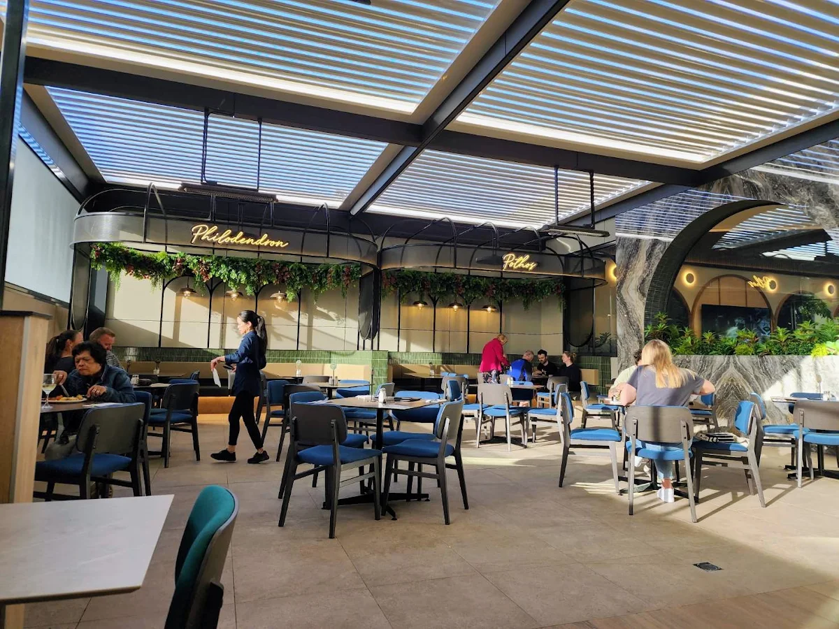 Vibe, Pink Hill Hotel Bistro