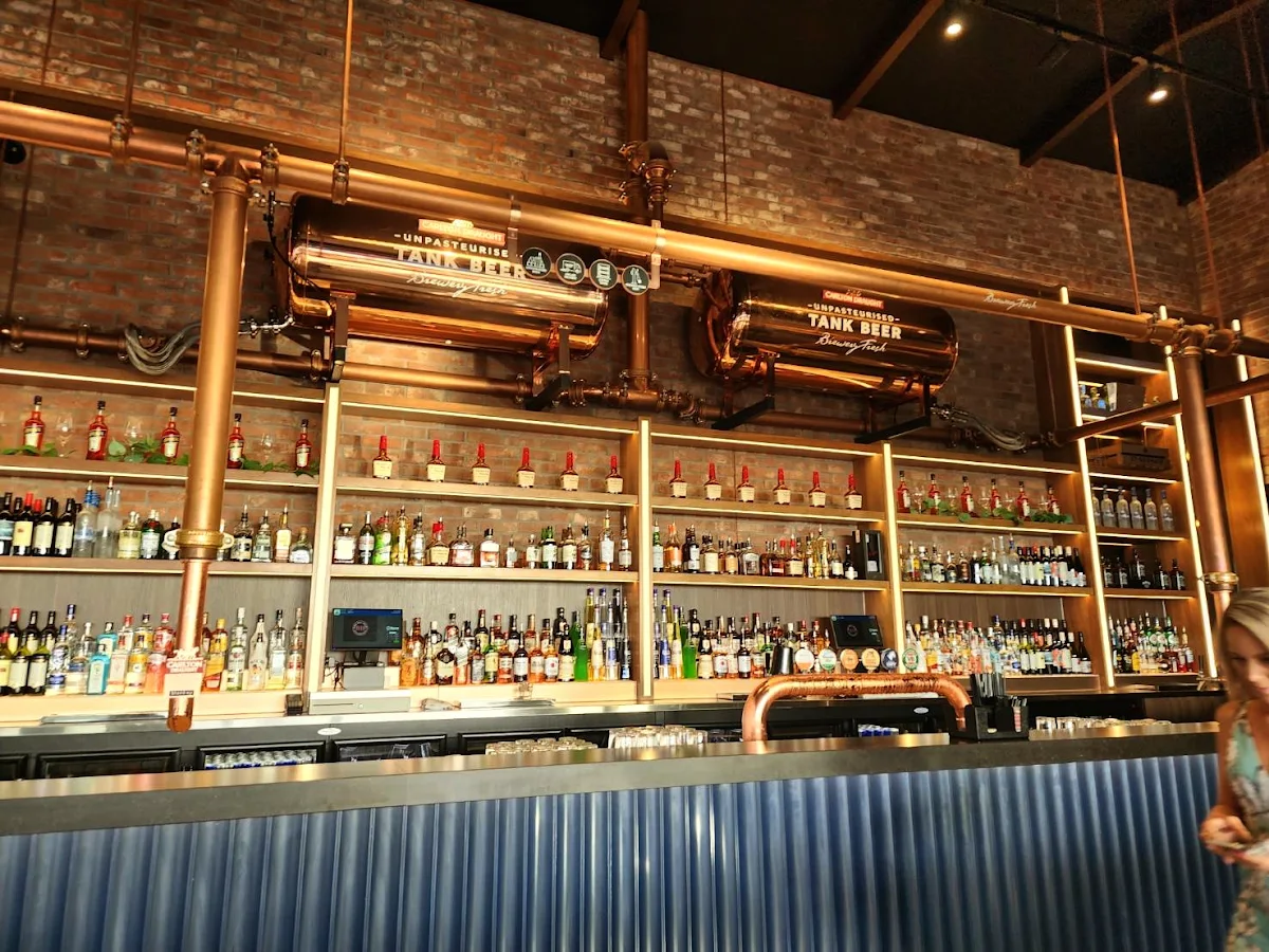 Vibe, Pink Hill Hotel Bistro
