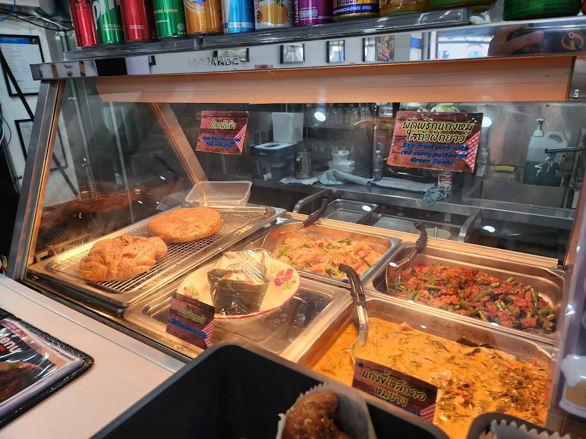 Vibe, Thai Food Station