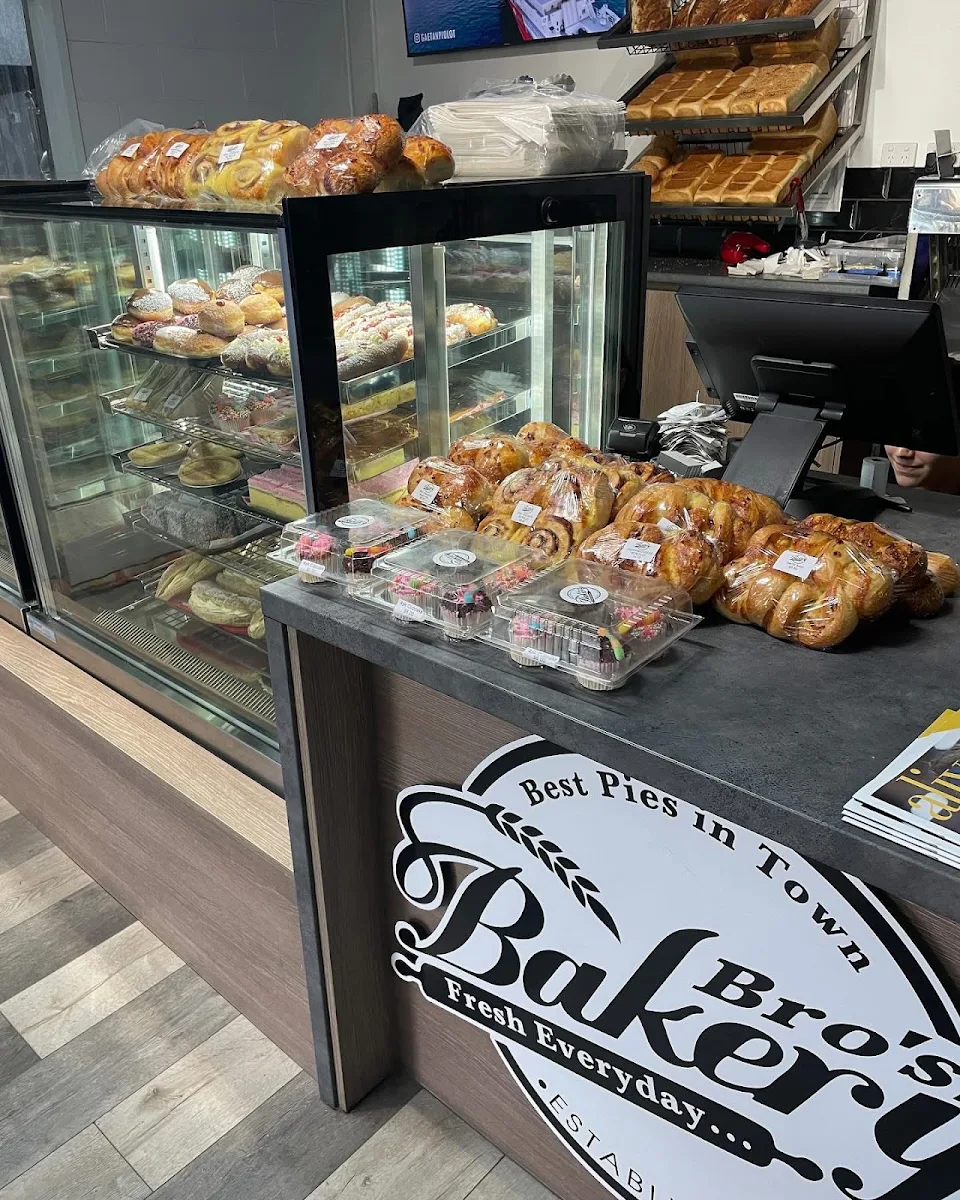 Bro's Bakery cover