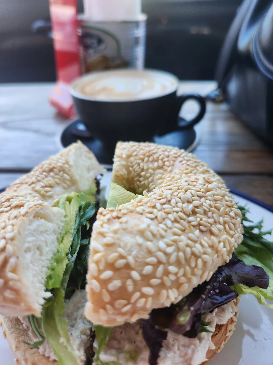 Food & drink, Huff Bagelry Mentone