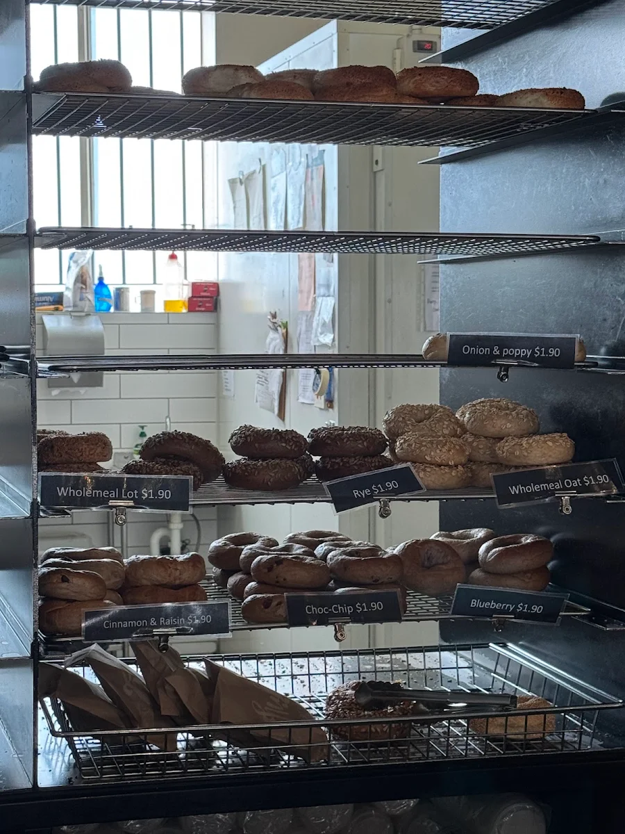 Menu, Huff Bagelry Mentone