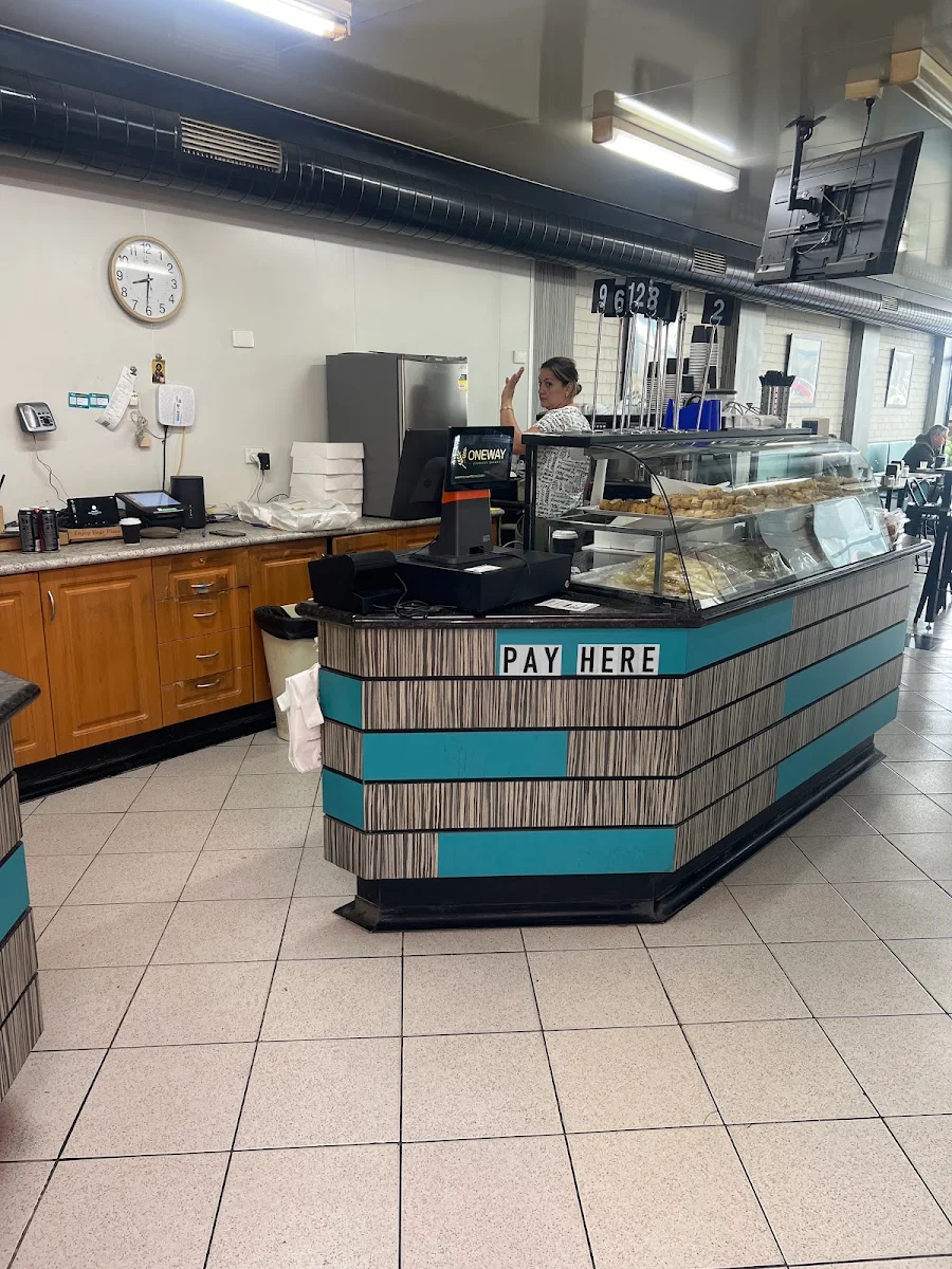 Vibe, OneWay Lebanese Bakery