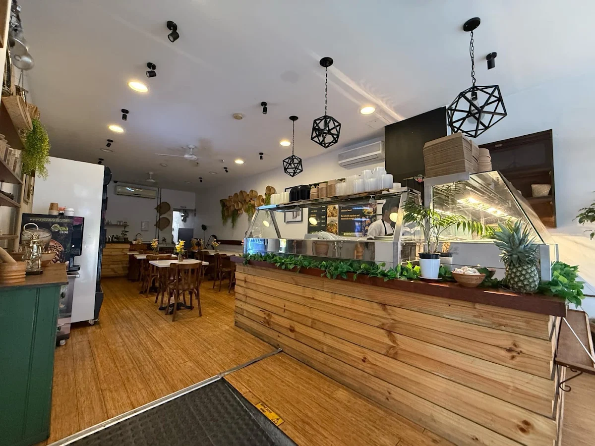 Vibe, Lankan Curry House