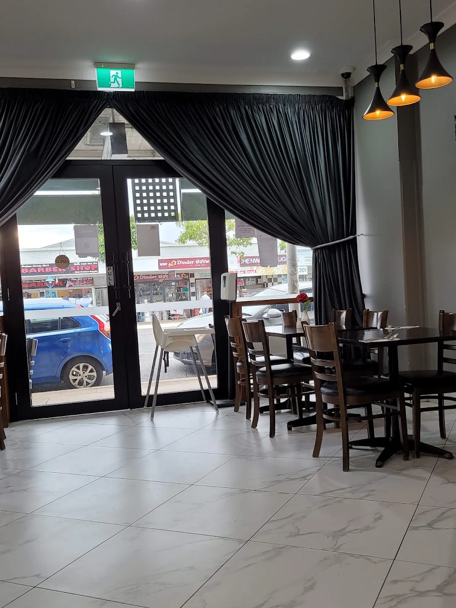 Vibe, Zeitoon Restaurant