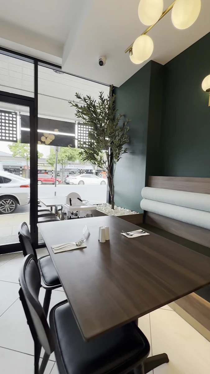 Vibe, Zeitoon Restaurant