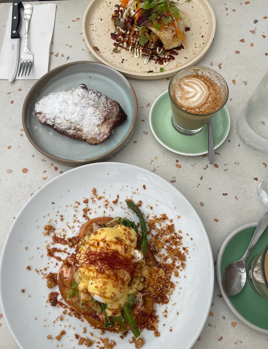 Food & drink, One Block Back