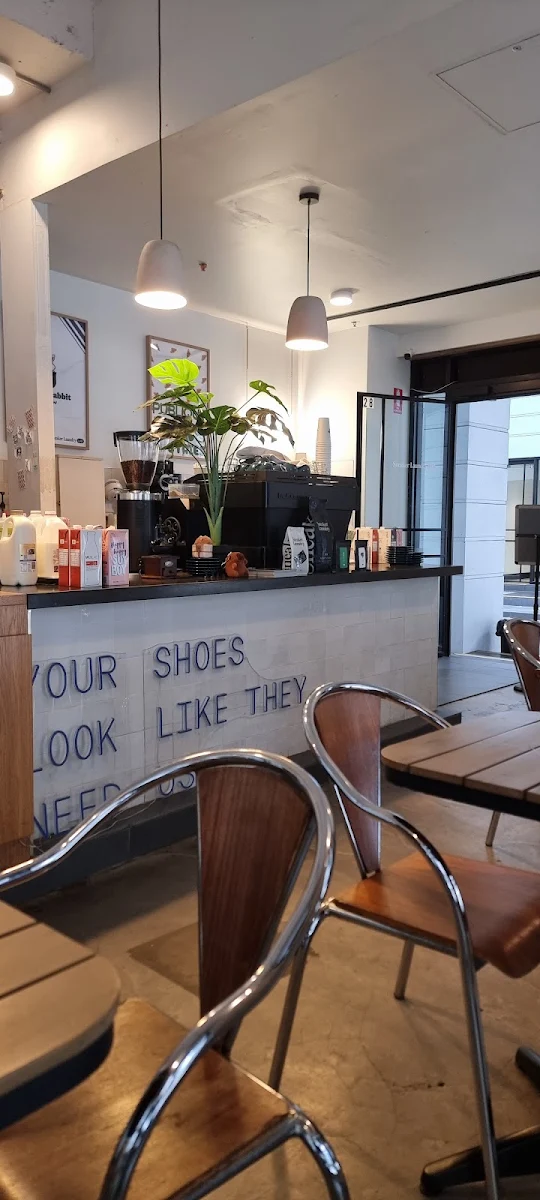 Vibe, Sneaker Laundry LAB (Cafe)