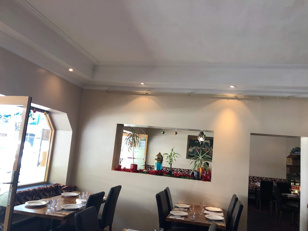 Vibe, JJ's Indian Restaurant