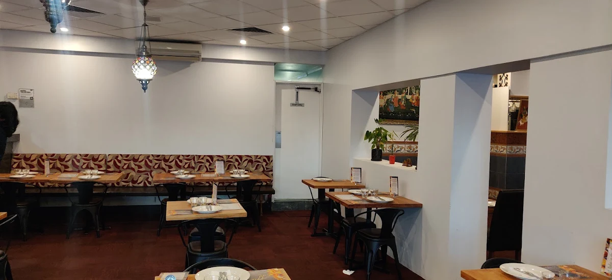 Vibe, JJ's Indian Restaurant