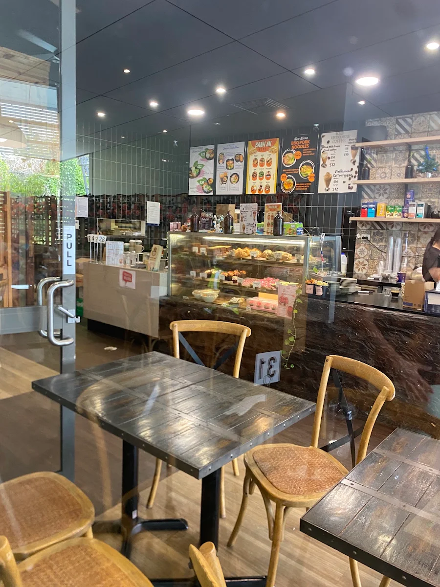 Vibe, V’s Viet Cafe