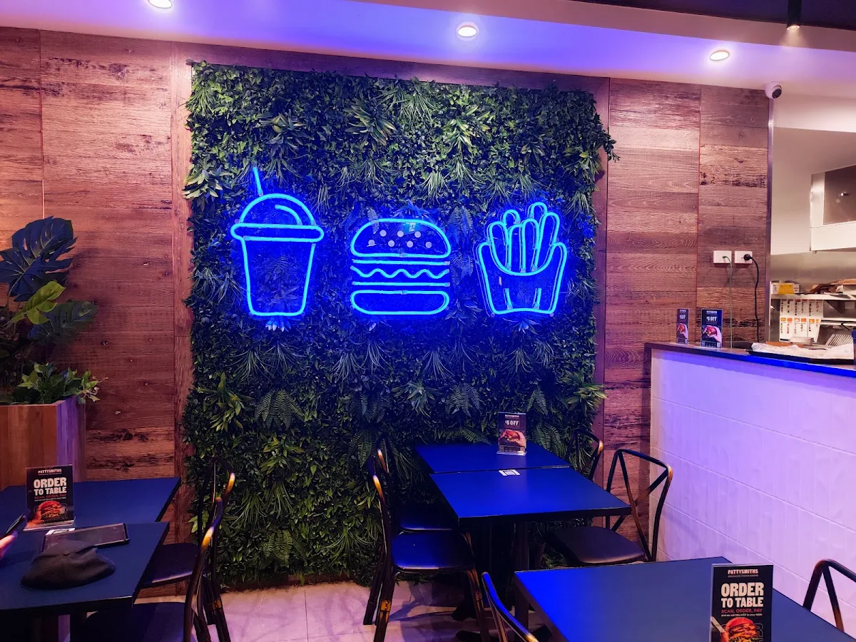 Vibe, Pattysmiths Murrumba Downs