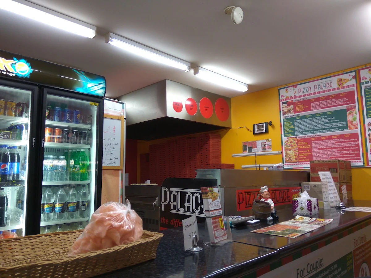 Vibe, Pizza Palace