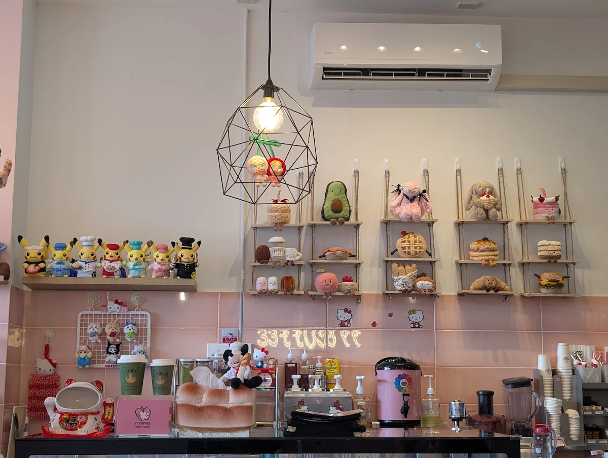 Vibe, YY Cafe and restaurant