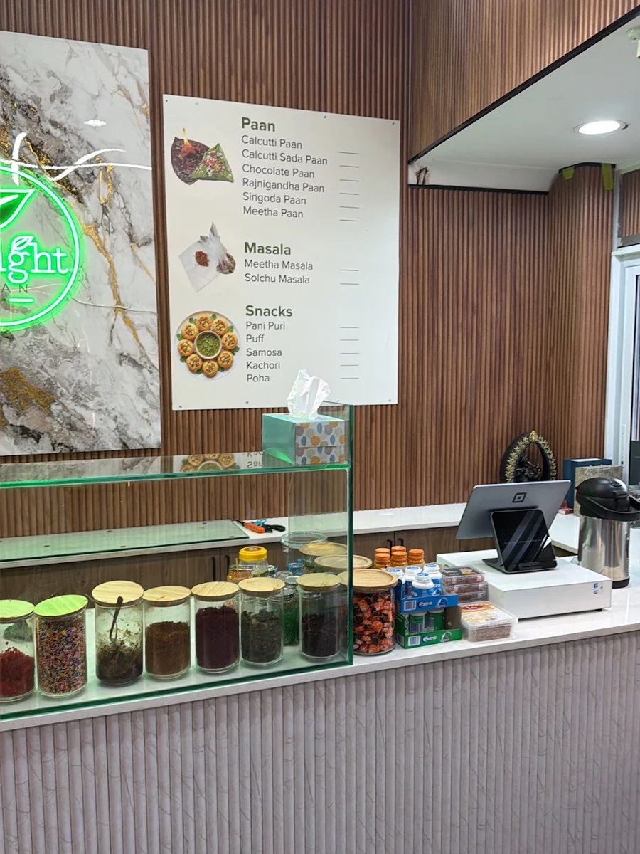 Menu, Mahakaal Paan Parlour & Cafe