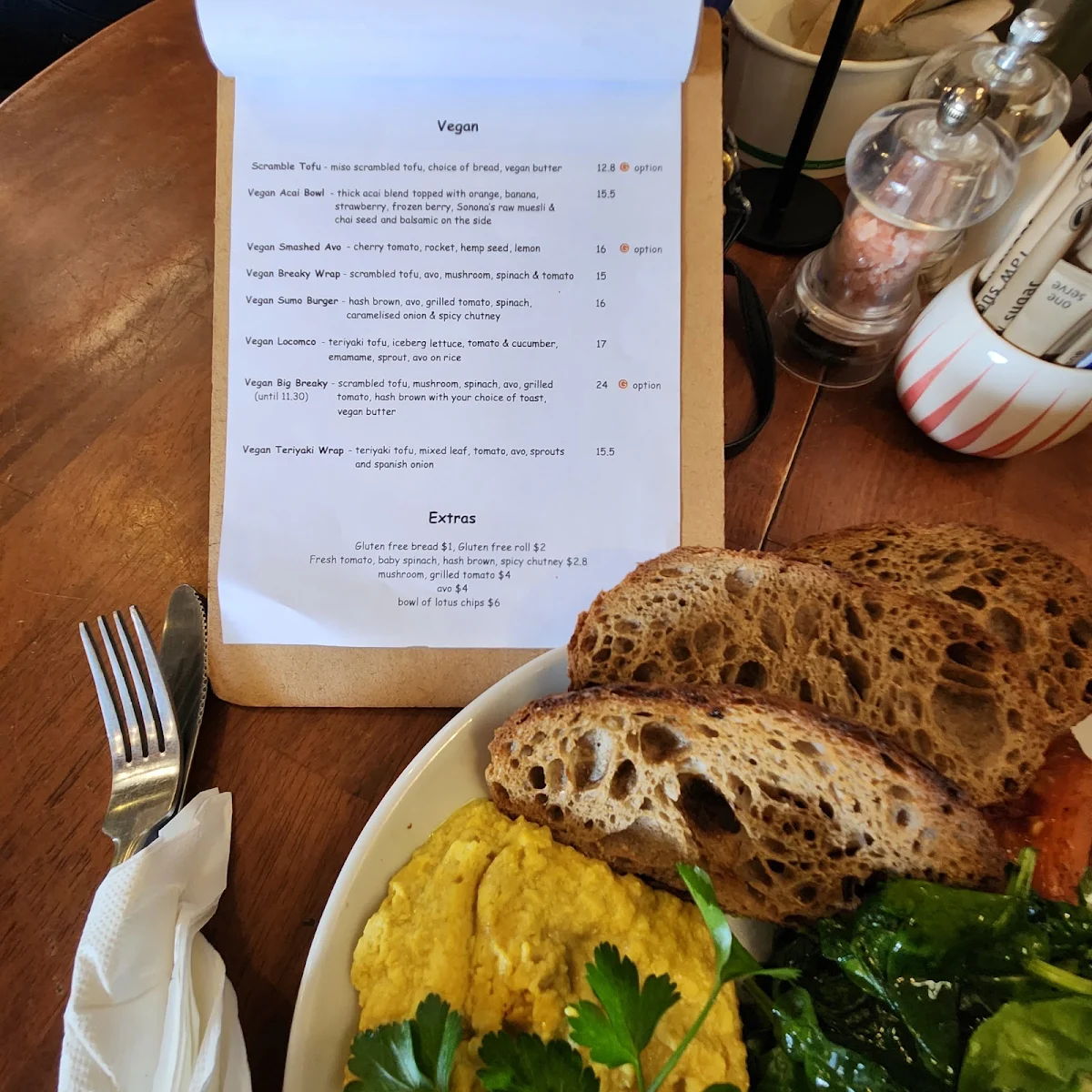 Menu, Cafe inu