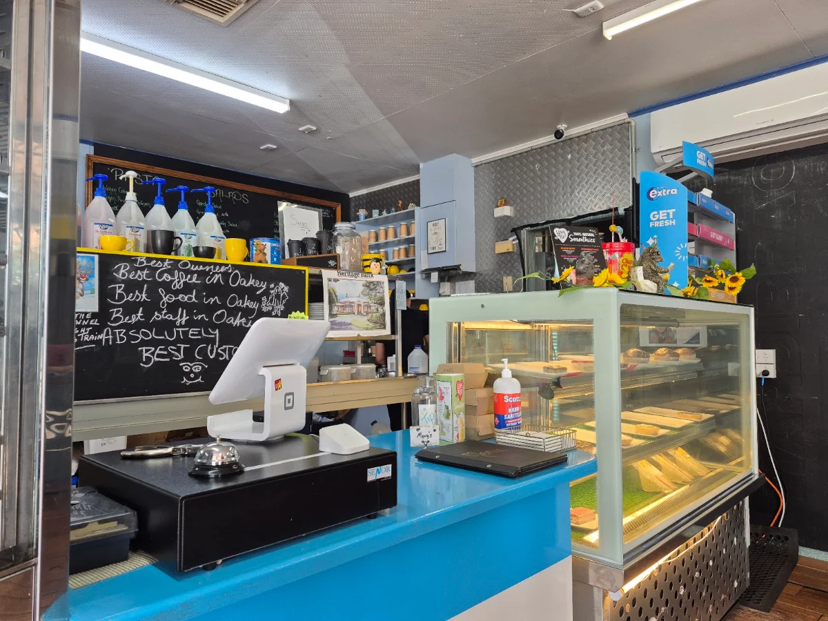 Vibe, Flick Food & Coffee Bar