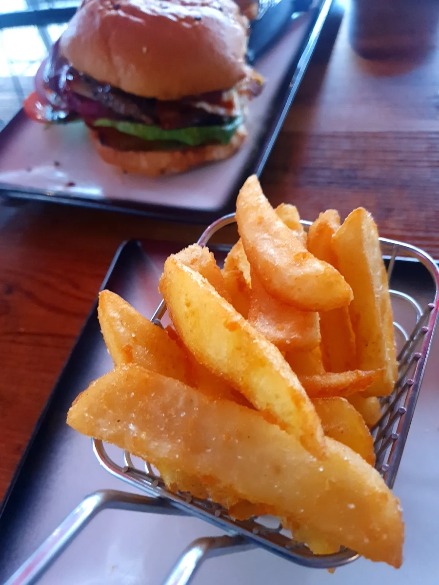 Food & drink, Toothies Burger Bar