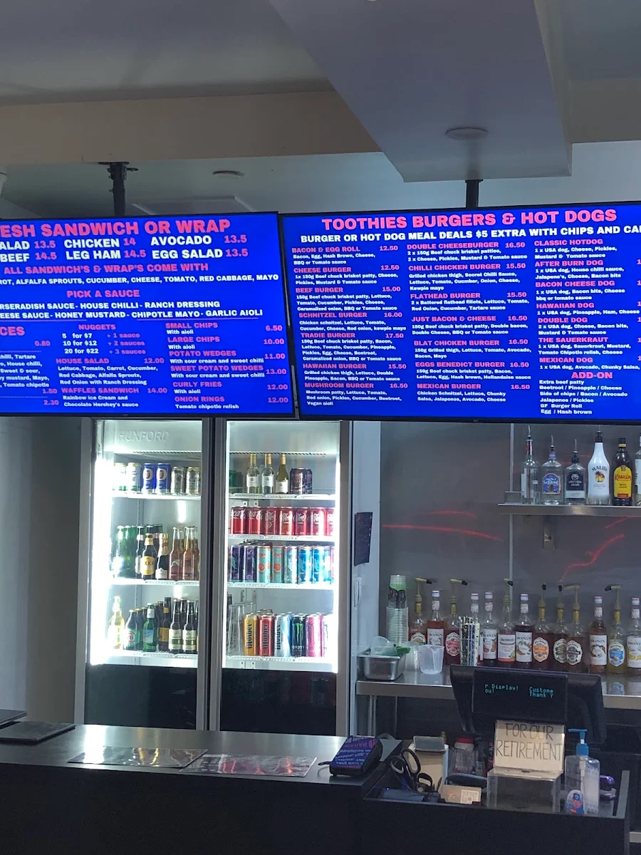 Vibe, Toothies Burger Bar