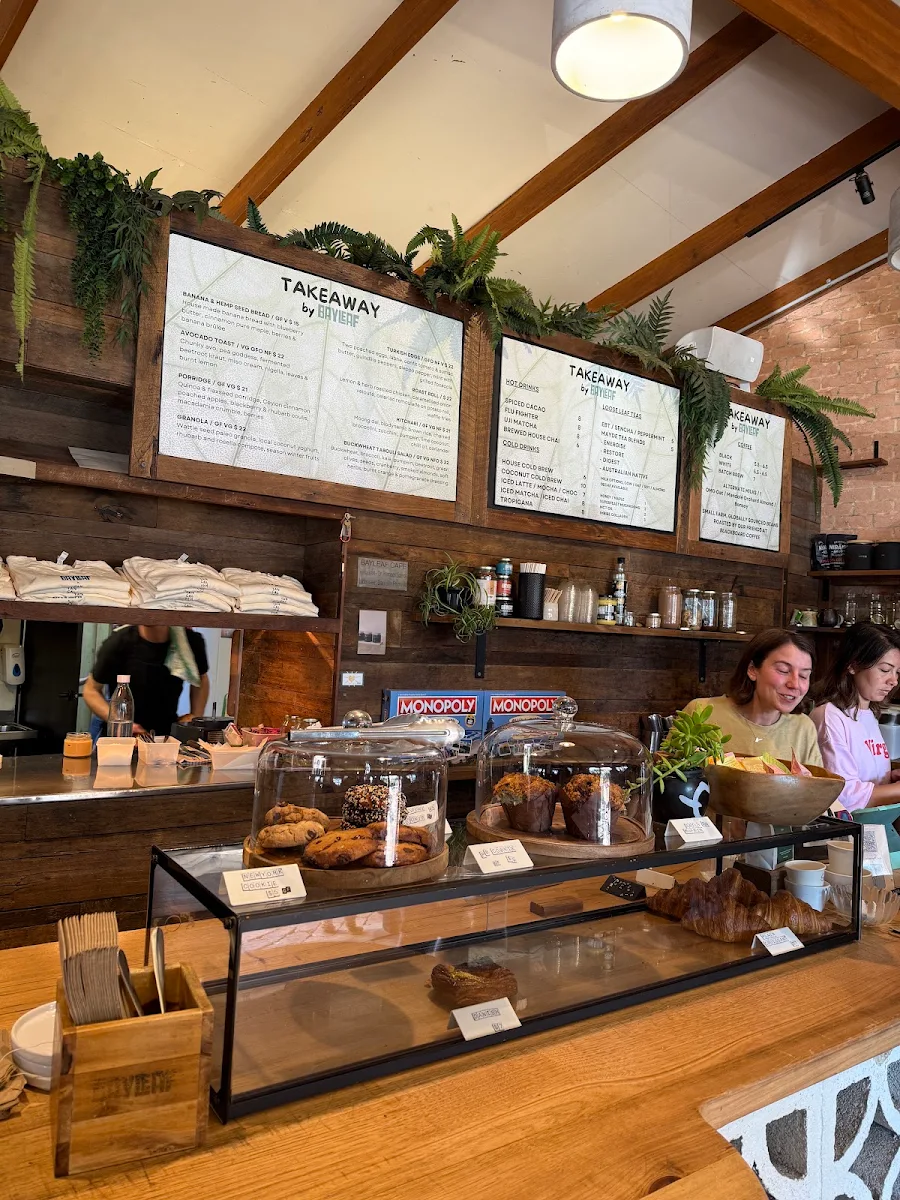 Vibe, Bayleaf Cafe