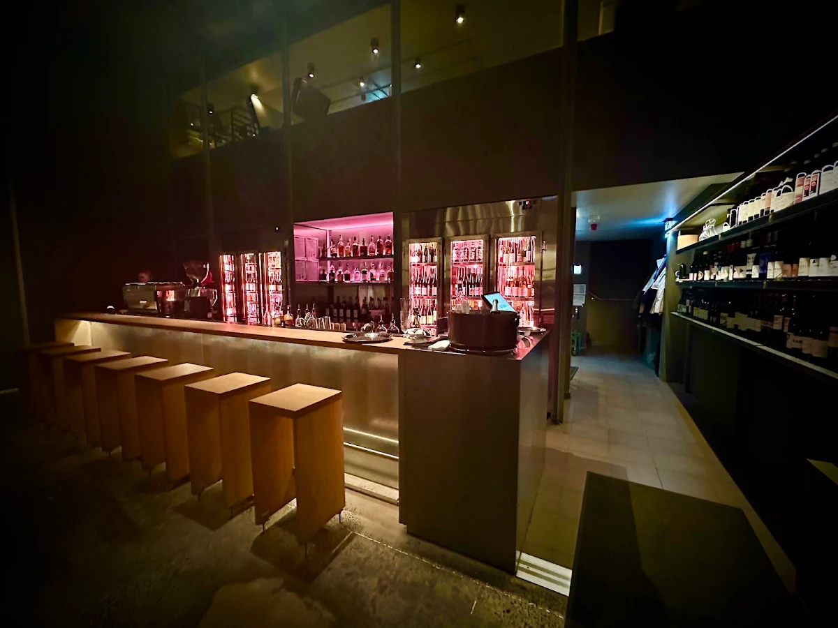 Vibe, ARU at Antara