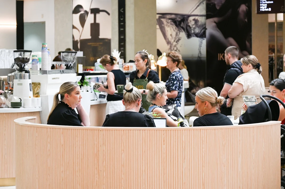 Vibe, EATS - CARINDALE