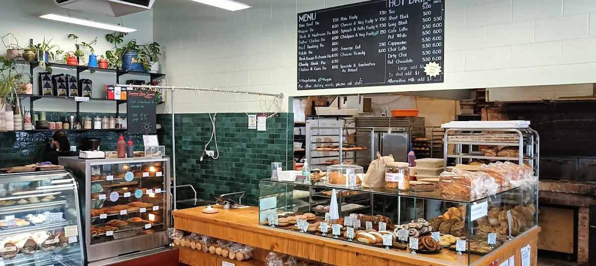 Vibe, Akkerman & Dyer Bakery