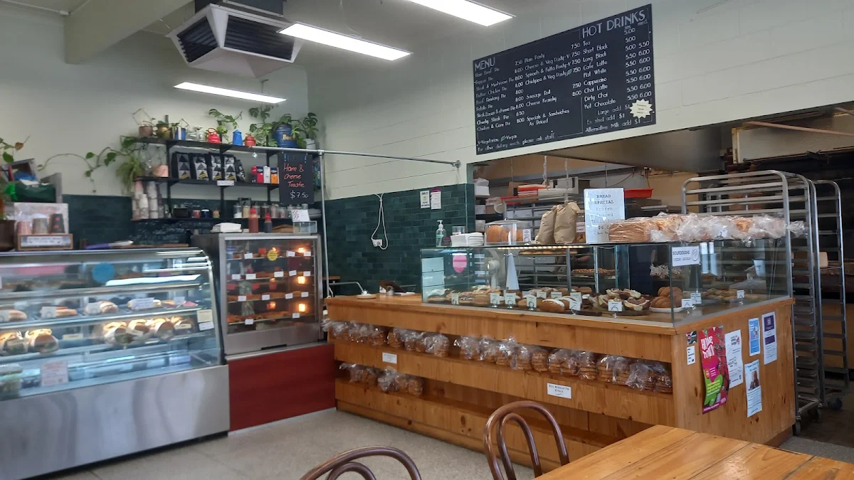 Vibe, Akkerman & Dyer Bakery