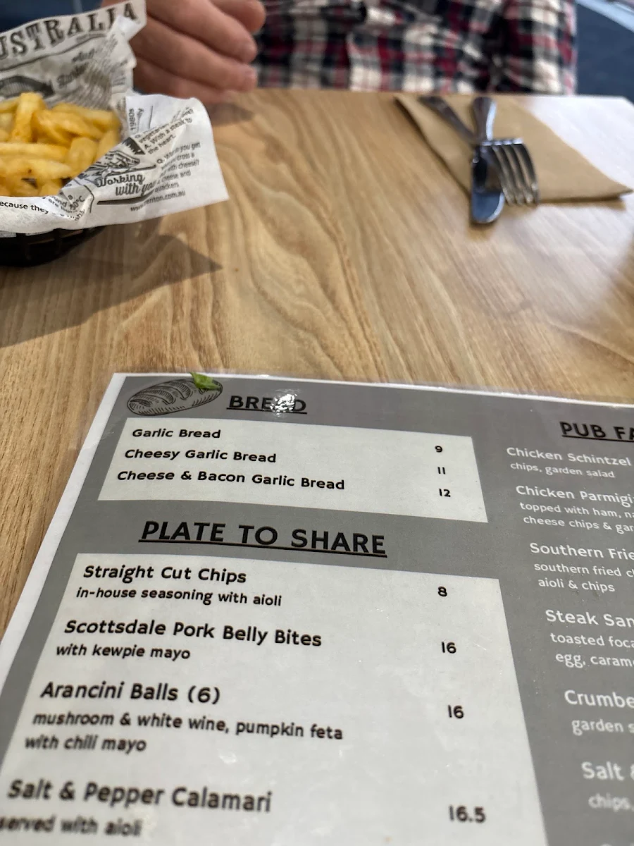 Menu, Granada Tavern