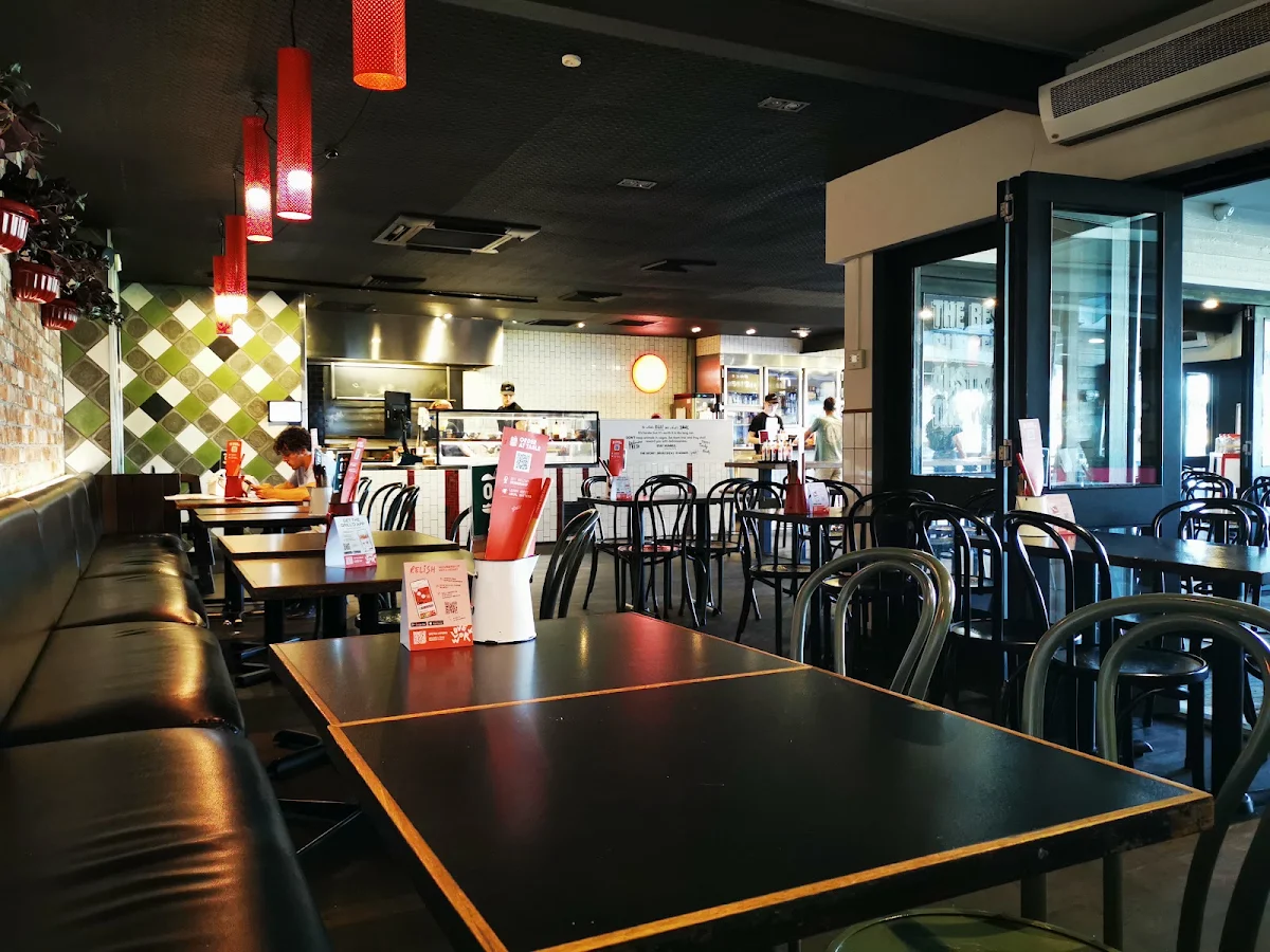 Vibe, Grill'd Burgers - Hillarys