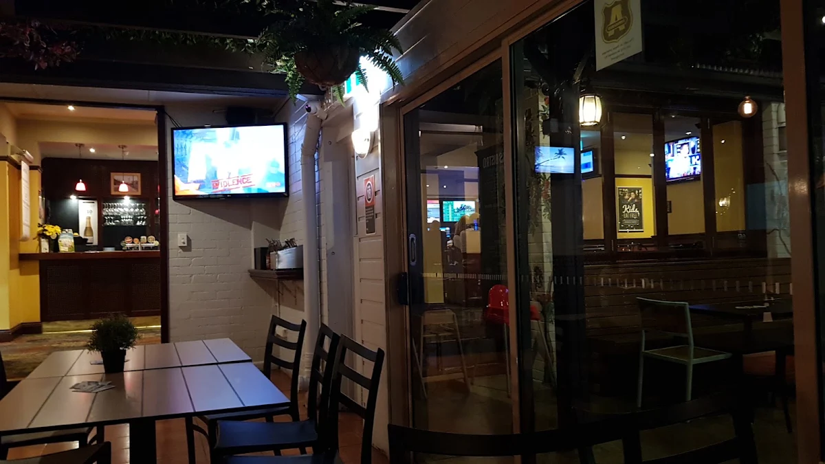 Vibe, Sir Joseph Banks Hotel