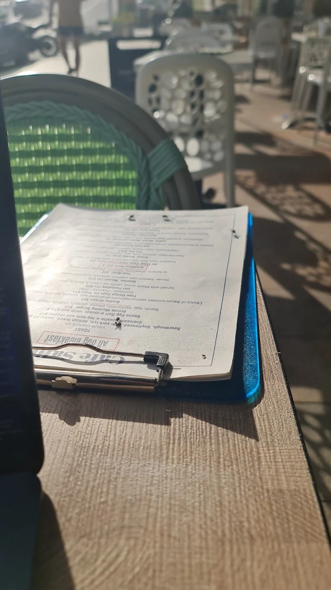 Menu, Salina cafe